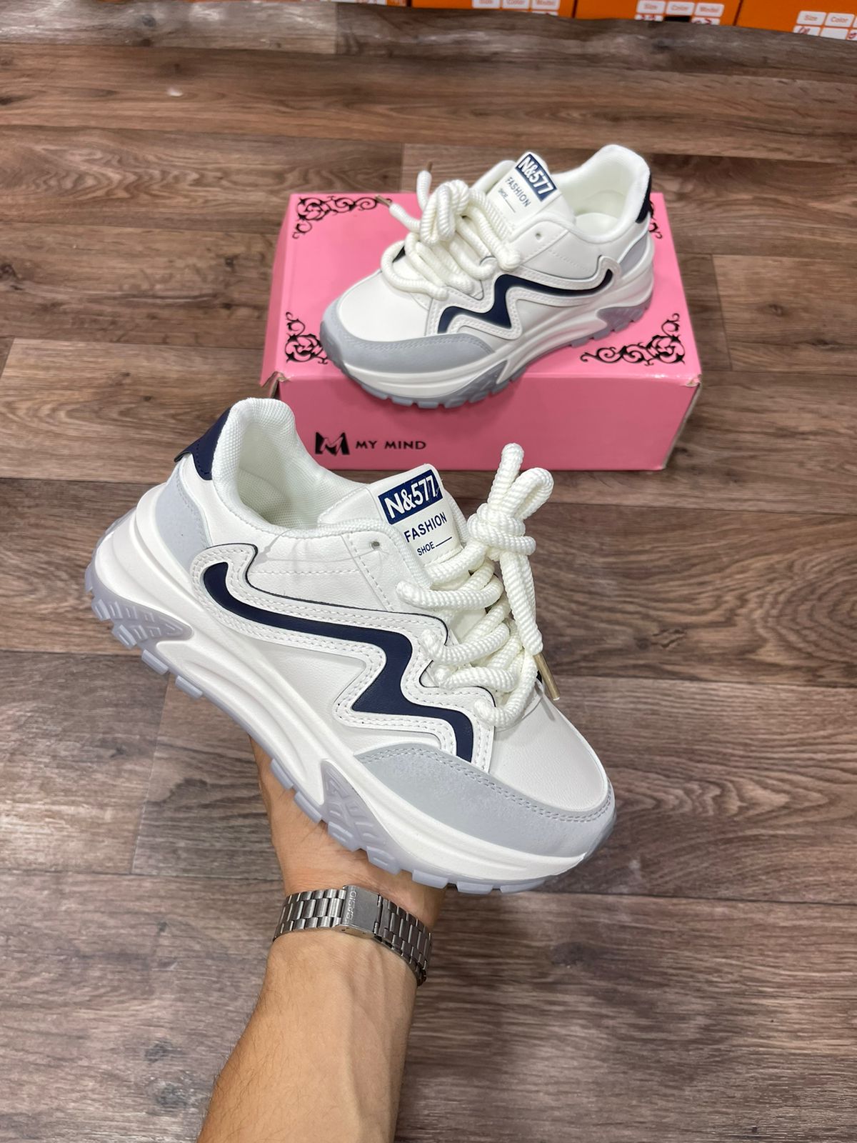 Chaussure femme élégante