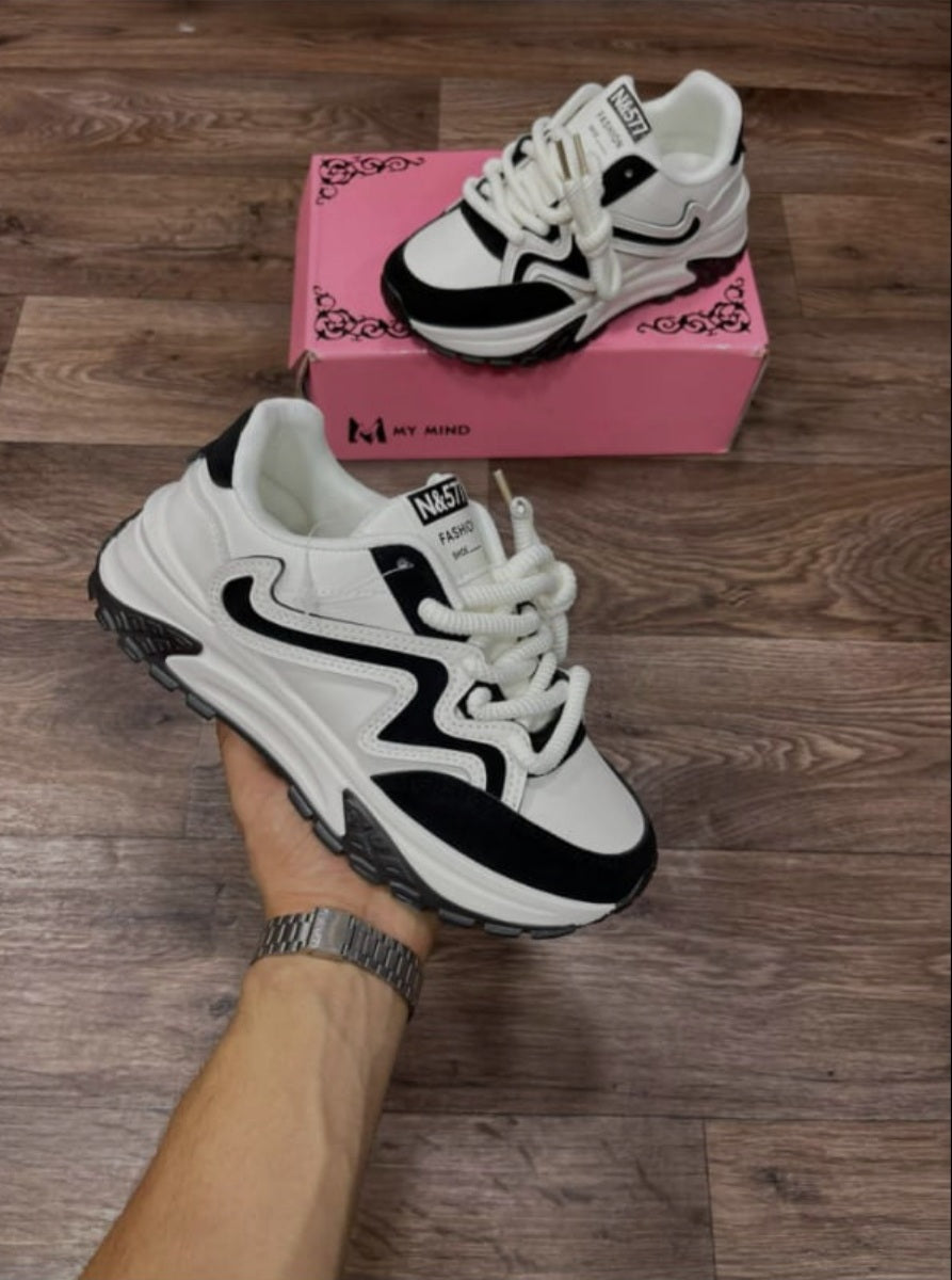 Chaussure femme élégante